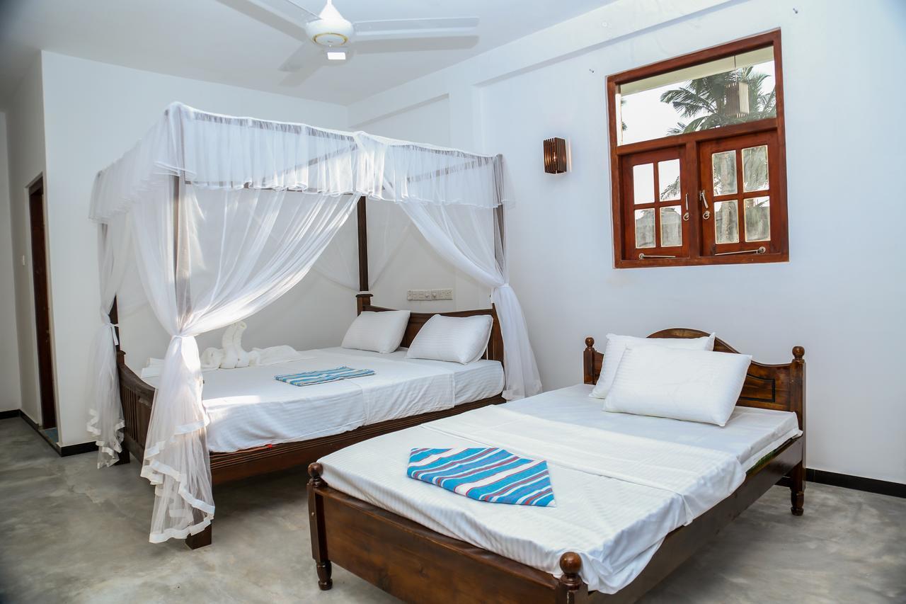 Lakma Sea View Hotel Mirissa Exterior photo